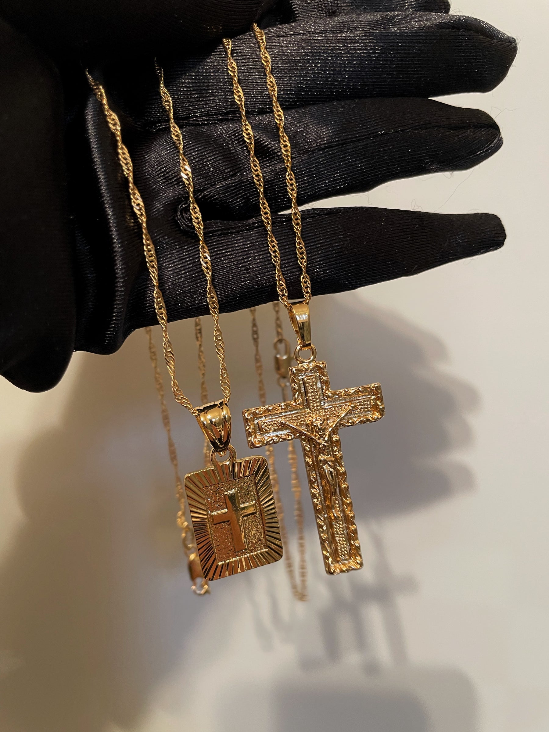 Buy morir Gold Plated Brass Jesus Christ Crucifix Cross Pendant with Chain  (Men and Women) (Pack of 3) Online at Best Prices in India - JioMart.